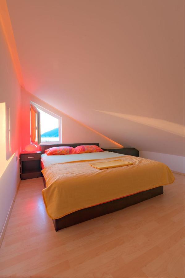 Apartments Pean Тиват Экстерьер фото