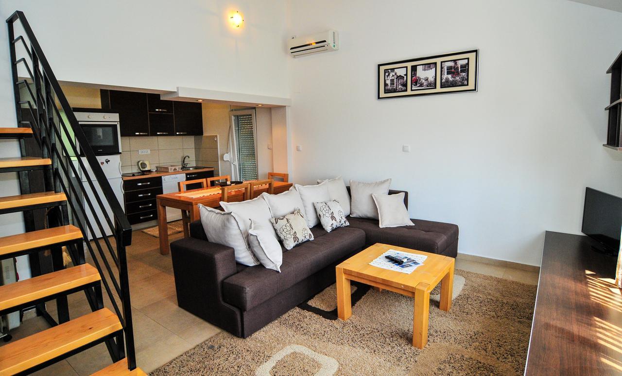 Apartments Pean Тиват Экстерьер фото