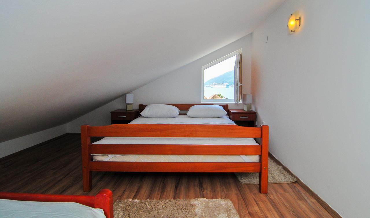 Apartments Pean Тиват Экстерьер фото