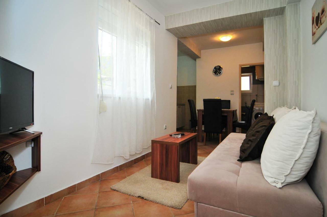 Apartments Pean Тиват Экстерьер фото