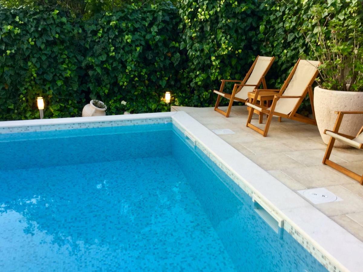 Apartments Pean Тиват Экстерьер фото